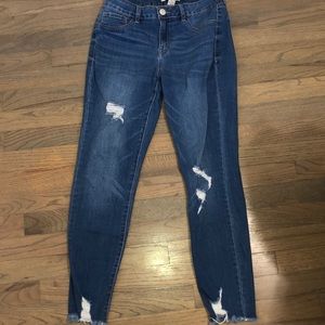 Ripped Jeans Med. Wash